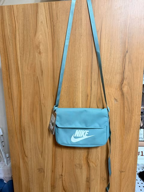 NIKE Bags (FREE SF🚚)
