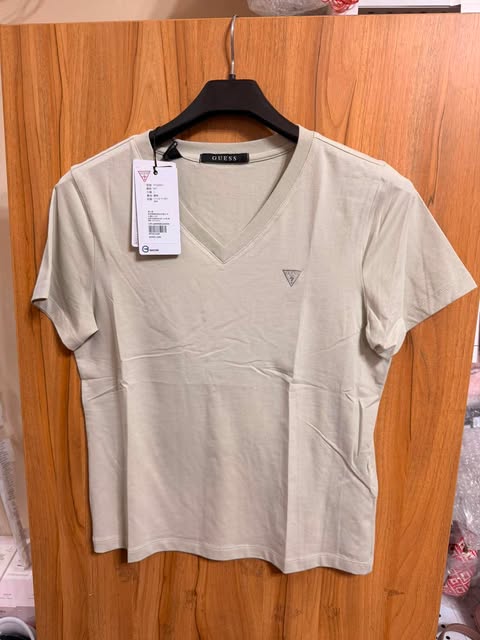 GUESS T-Shirt(FREE SF🚚)