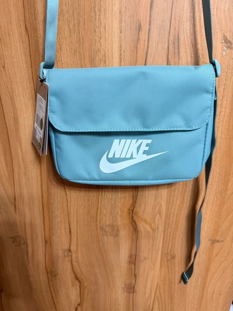 NIKE Bags (FREE SF🚚)