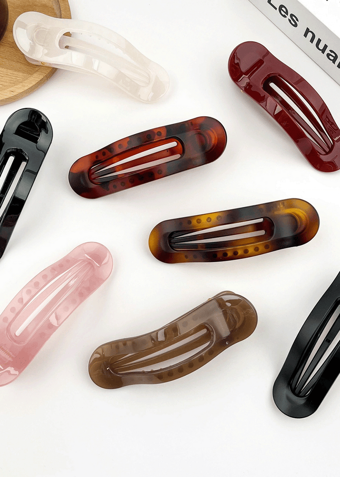 Classic Oval Lay Down Clip - Matte Tortoiseshell