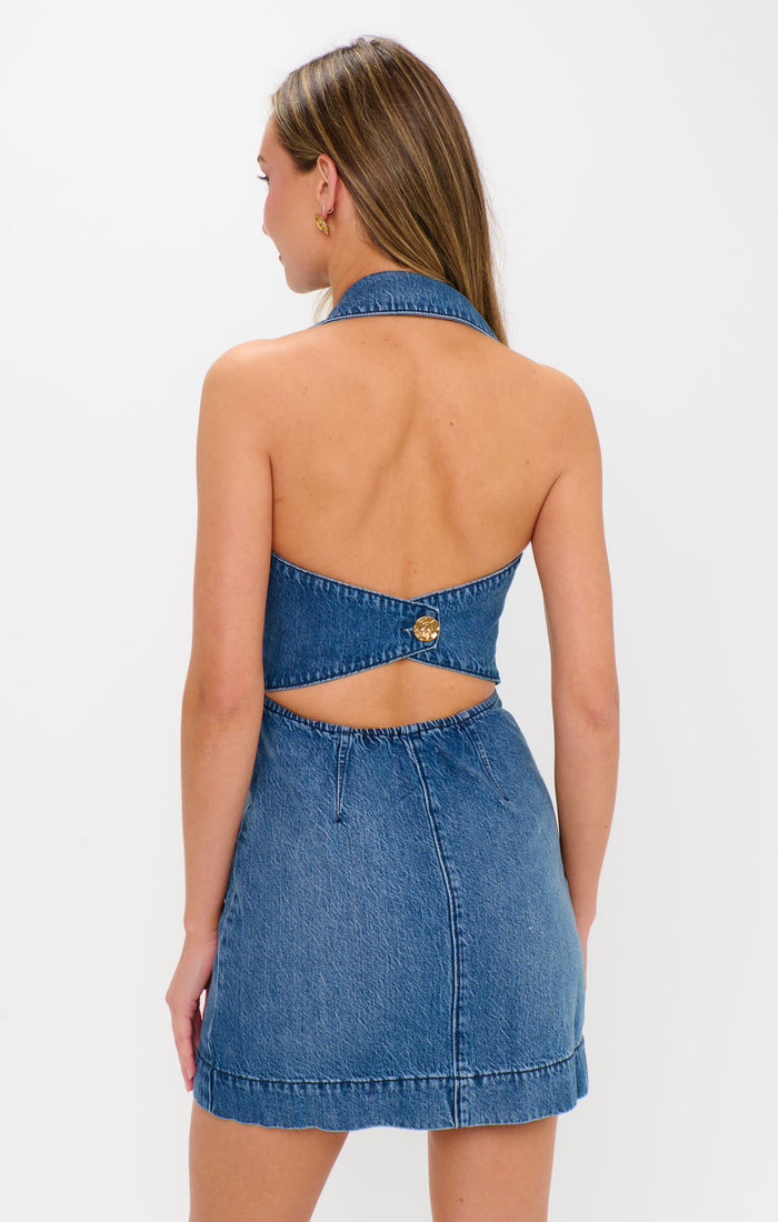 badge_model-wears-size-xs