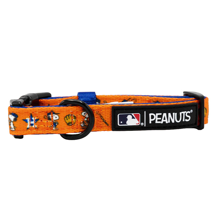 The Sassy Woof Dog Collar - MLB™ x Peanuts™ Houston Astros™ features Peanuts characters, baseball motifs, a black buckle, metal ring, and MLB logo on the label. This adjustable collar is perfect for Houston Astros fans and their pups.