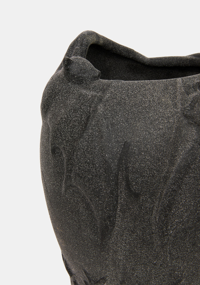 Dreadmorne Bat Vase