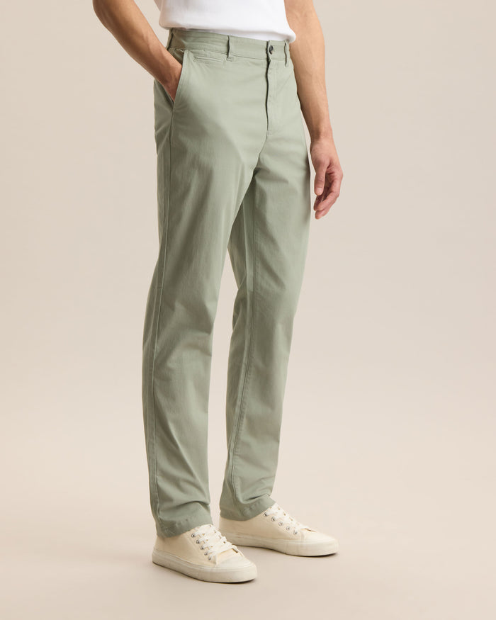 ESSENTIAL SLIM CHINO PANT