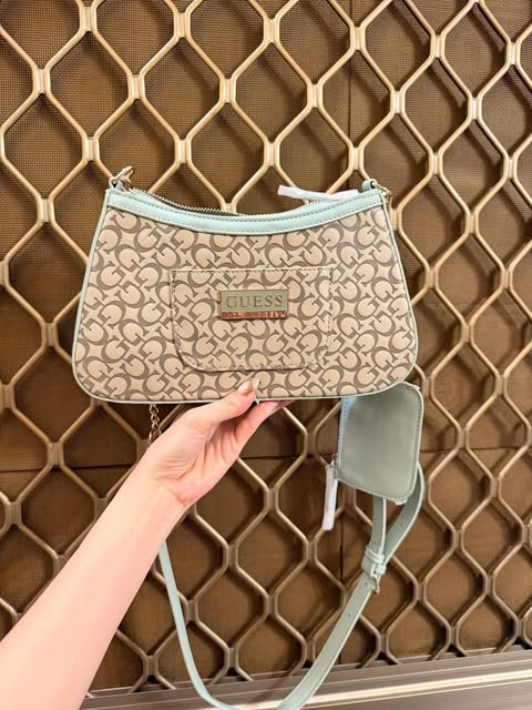 GUESS Bags(FREE SF🚚)