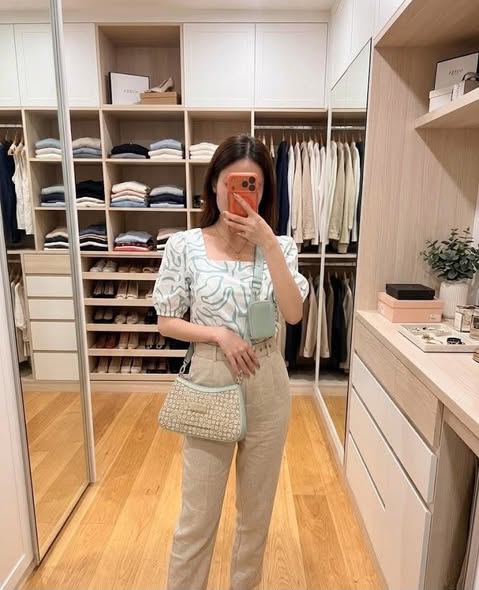 GUESS Bags(FREE SF🚚)