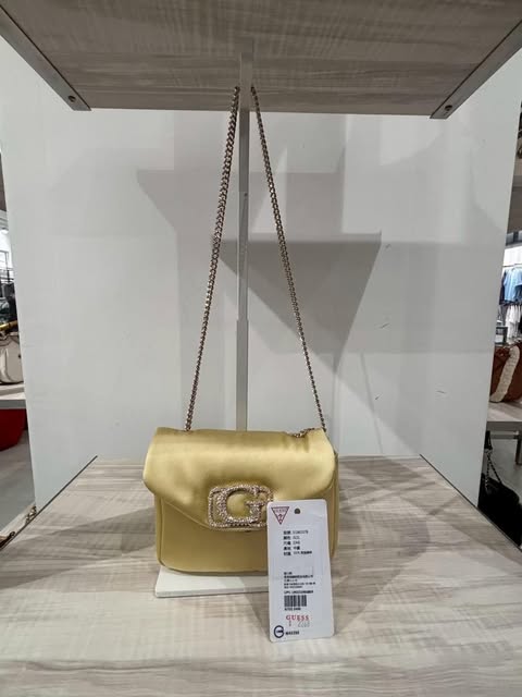 GUESS Bags((FREE SF🚚)