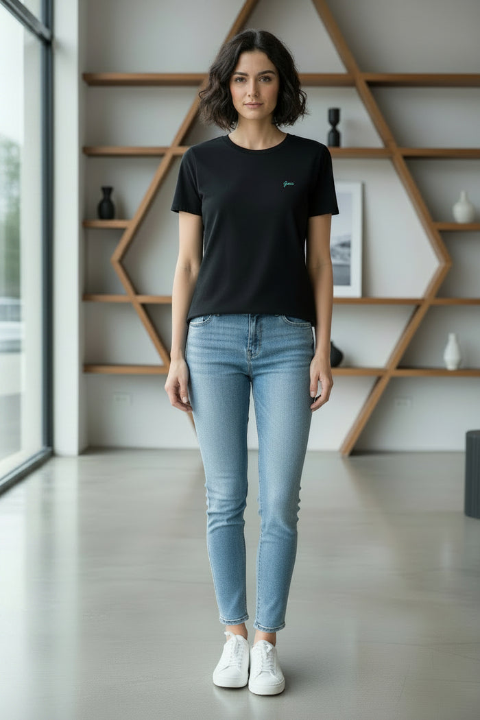 GUESS T-Shirt(FREE SF🚚)