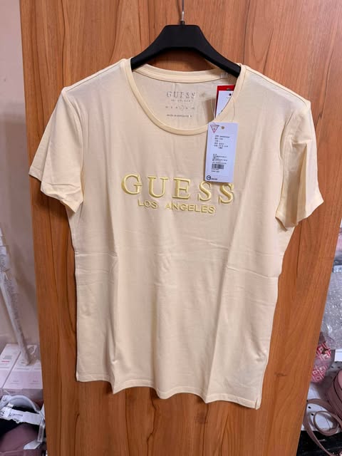 GUESS T-Shirt(FREE SF🚚)