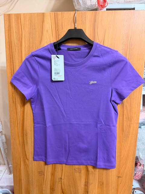 GUESS T-SHIRT(FREE SF🚚)