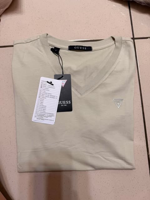 GUESS T-Shirt(FREE SF🚚)