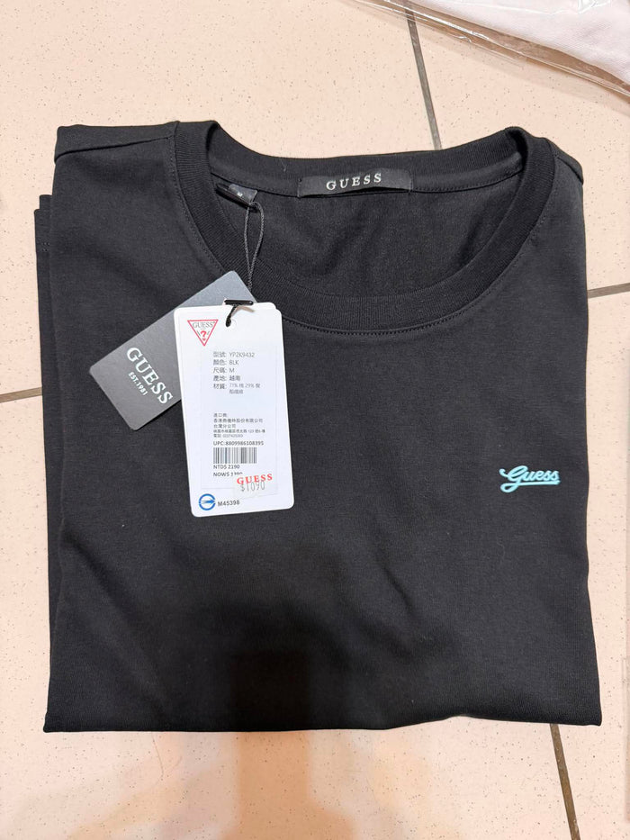 GUESS T-SHIRT(FREE SF🚚)