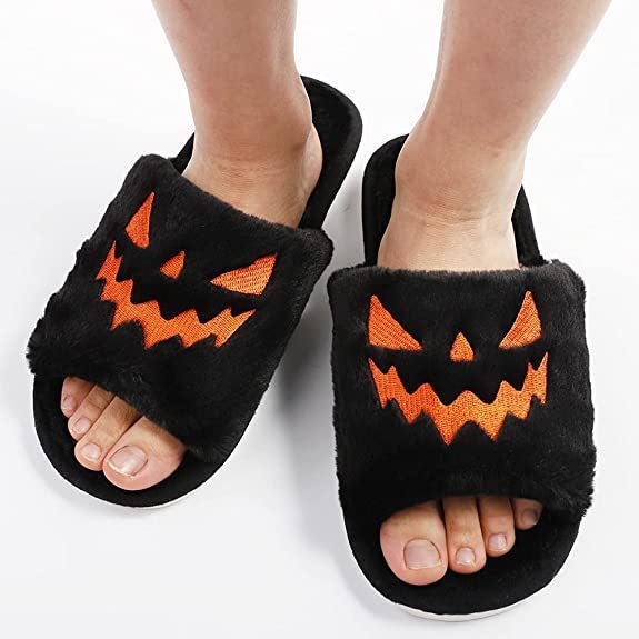 Halloween Women’s Warm Home Slippers – Cute & Cozy