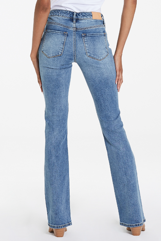 Jaxtyn Bootcut Waikiki Jeans