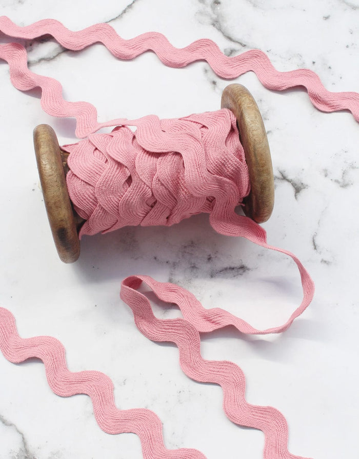 077 - Antique Pink