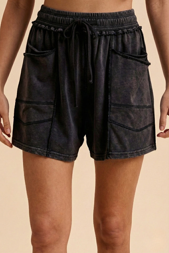 MACKIE MINERAL WASH SHORTS, BLACK