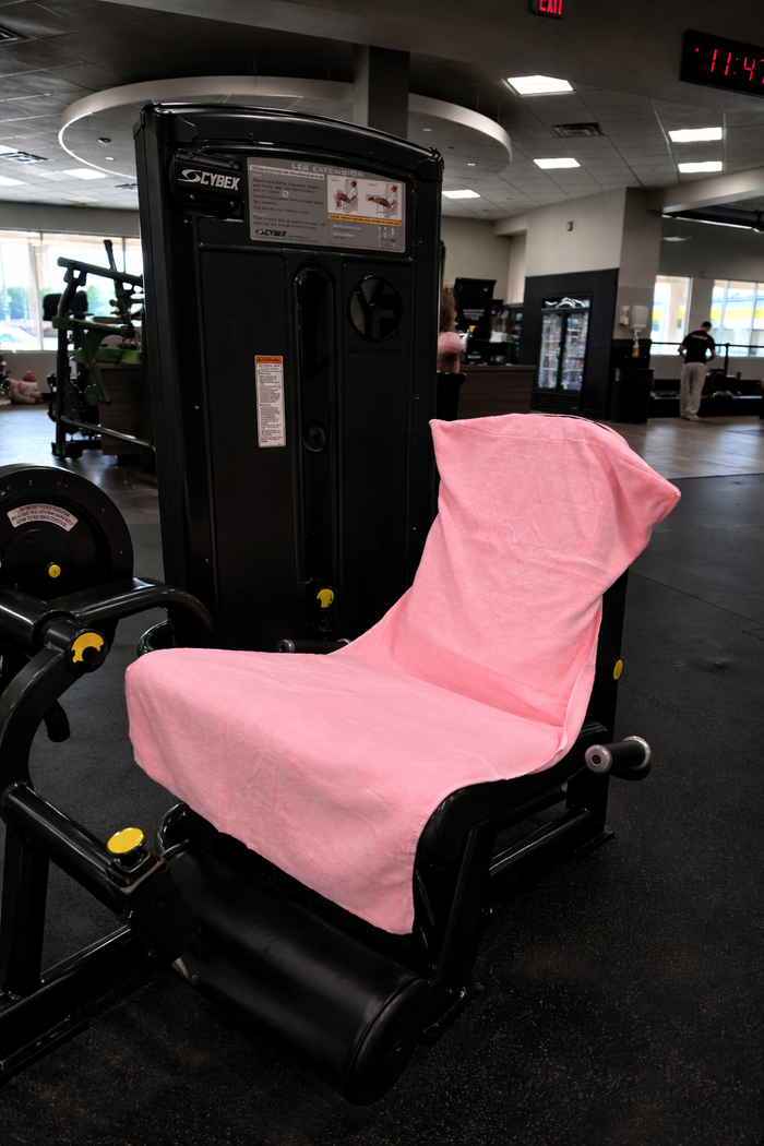 Pchee Gym Towel — view 3