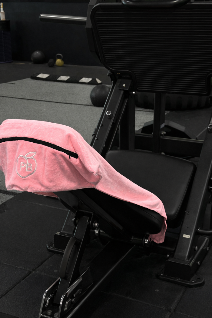 Pchee Gym Towel — view 5