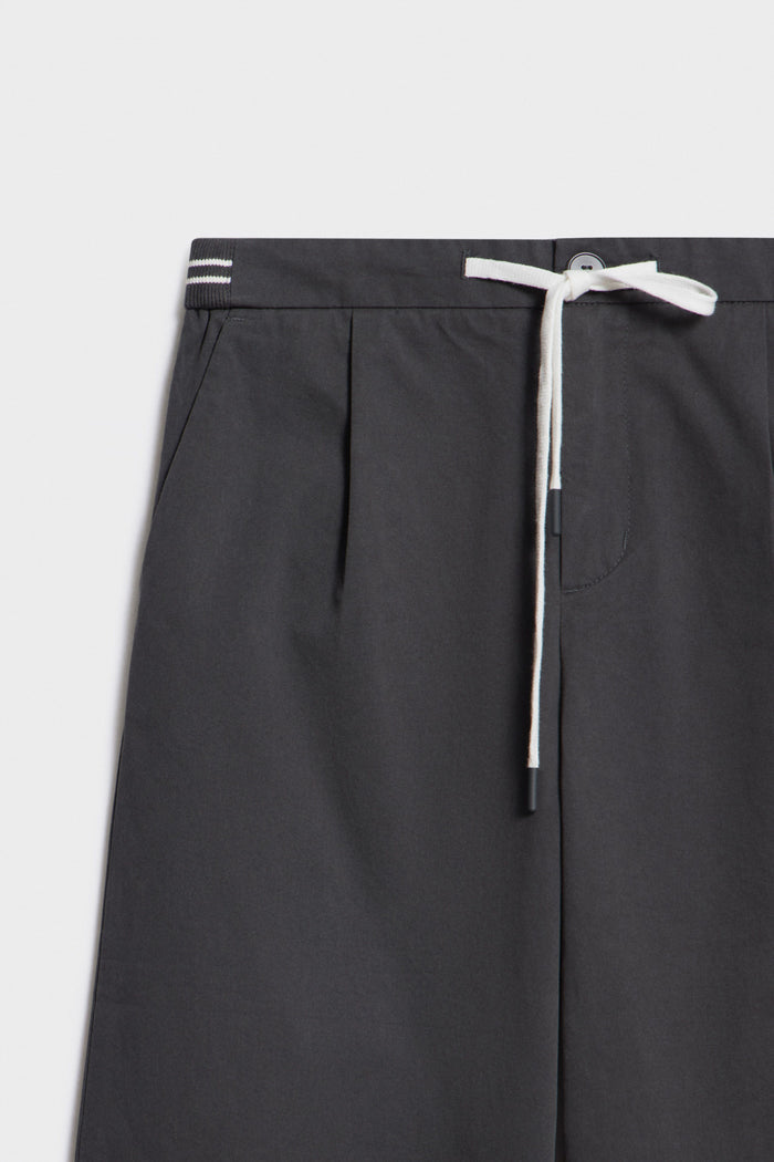 DARK GREY