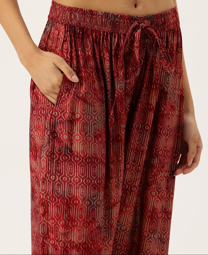 Red Floral Printed Kurta with Trousers & With Dupatta, Red Kurta Set, Floral Printed Kurta, Red Floral Kurta Set, Kurta with Trousers, Kurta with Dupatta, Kurta Pant Set, Kurta Pant Dupatta Set, Printed Kurta Set, Floral Kurta Set, Women Ethnic Wear