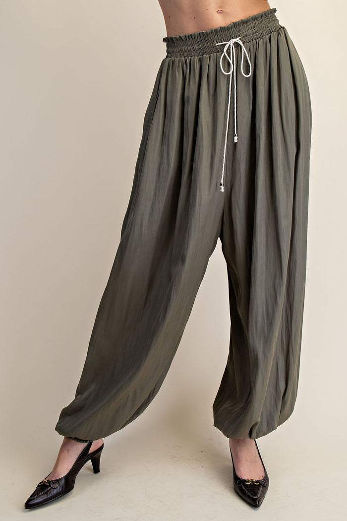 Satin Smocked Waist Ballon Pants - CHAMPAGNE
