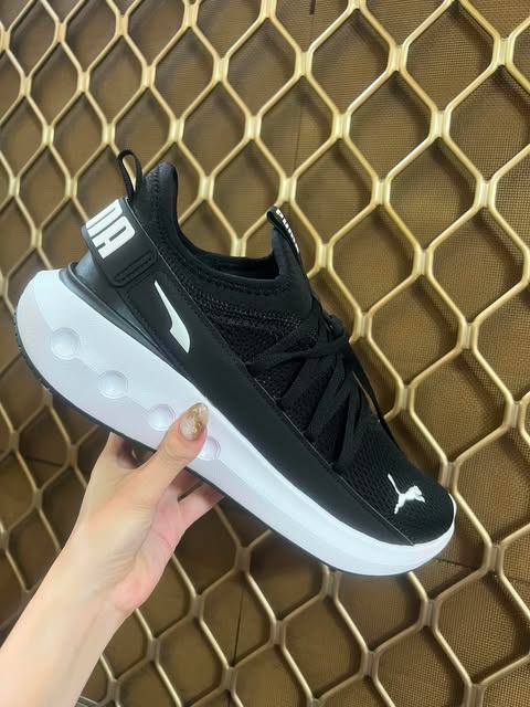 PUMA shoes(FREE SF🚚)