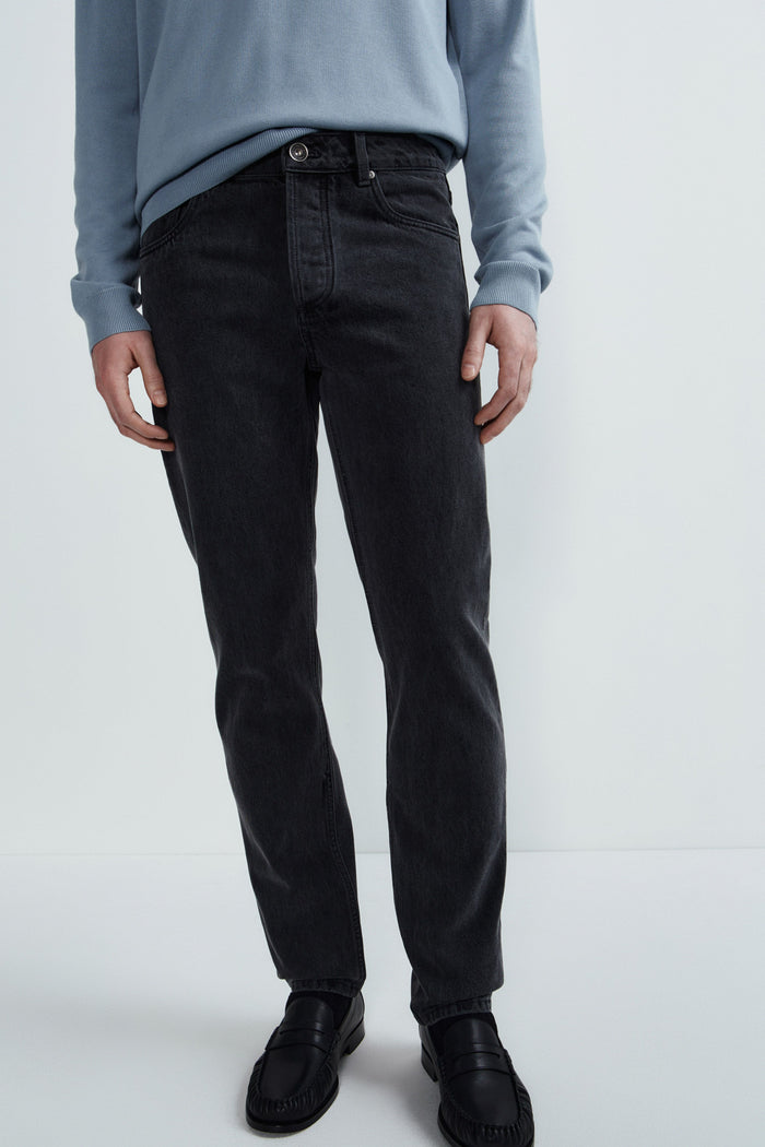 ARCTIC GREY