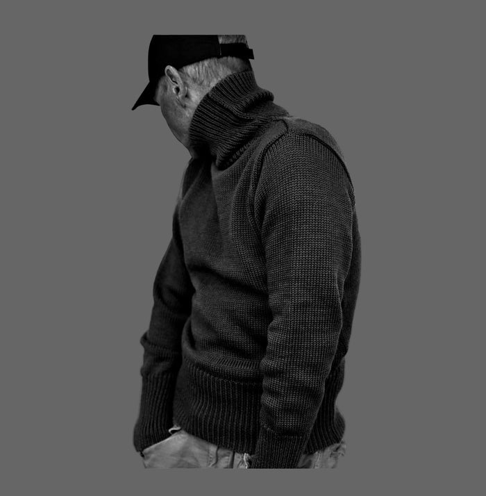 THE DIVER - NAVY