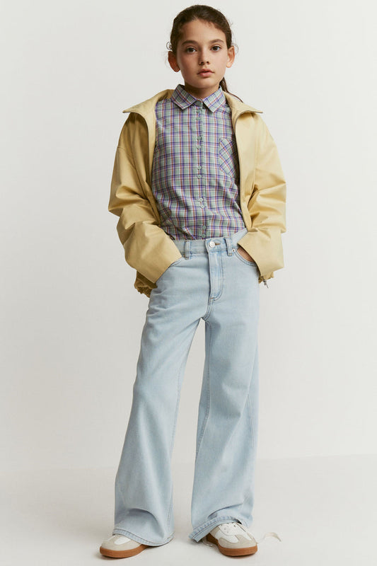 PALE BLUE
