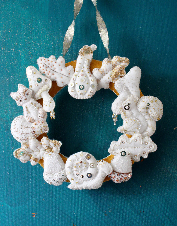 Woodland  Ornaments / Wreath and Decorations Embroidery Pattern Booklet, Sewyeah